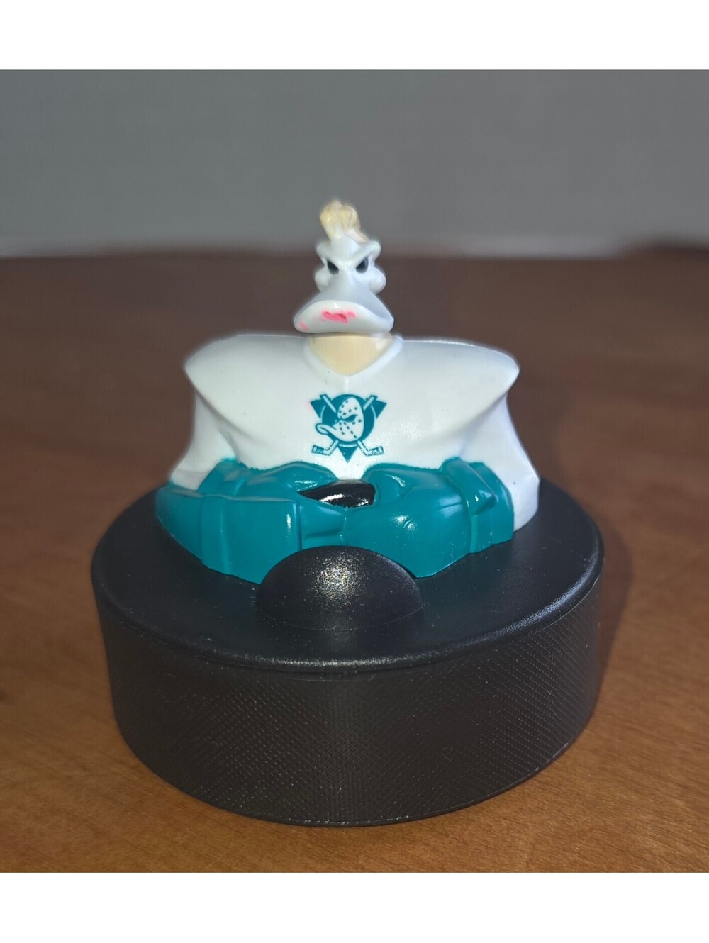Vintage Wild Wing Mighty Ducks, happy meal toy 1996
